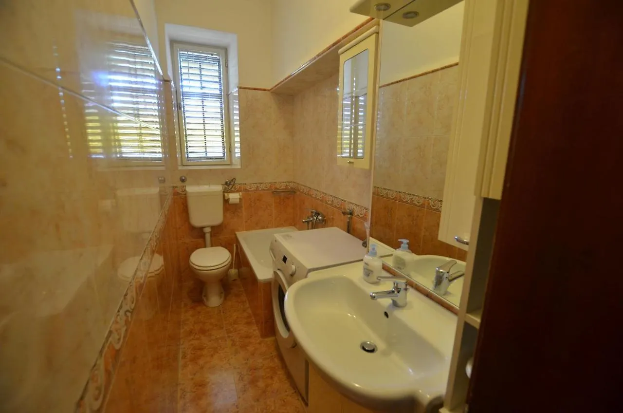 Old Town Yulia Apartments Rovinj