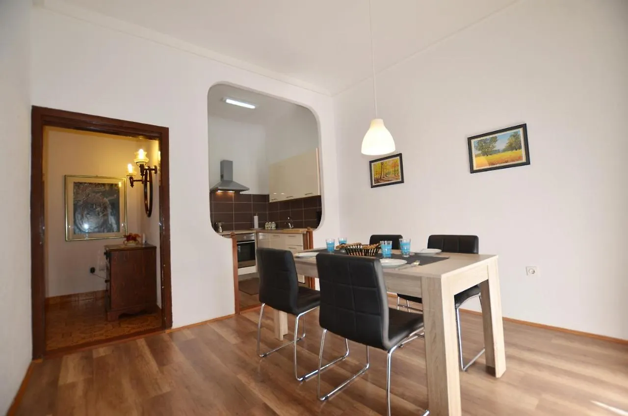 Old Town Yulia Apartments Rovinj Croatia