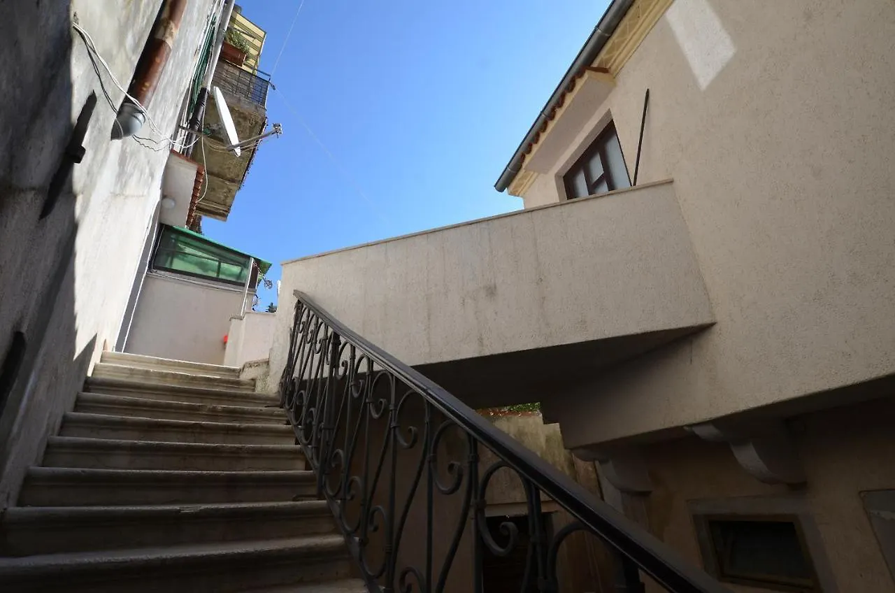 Old Town Yulia Apartments Rovinj Croatia