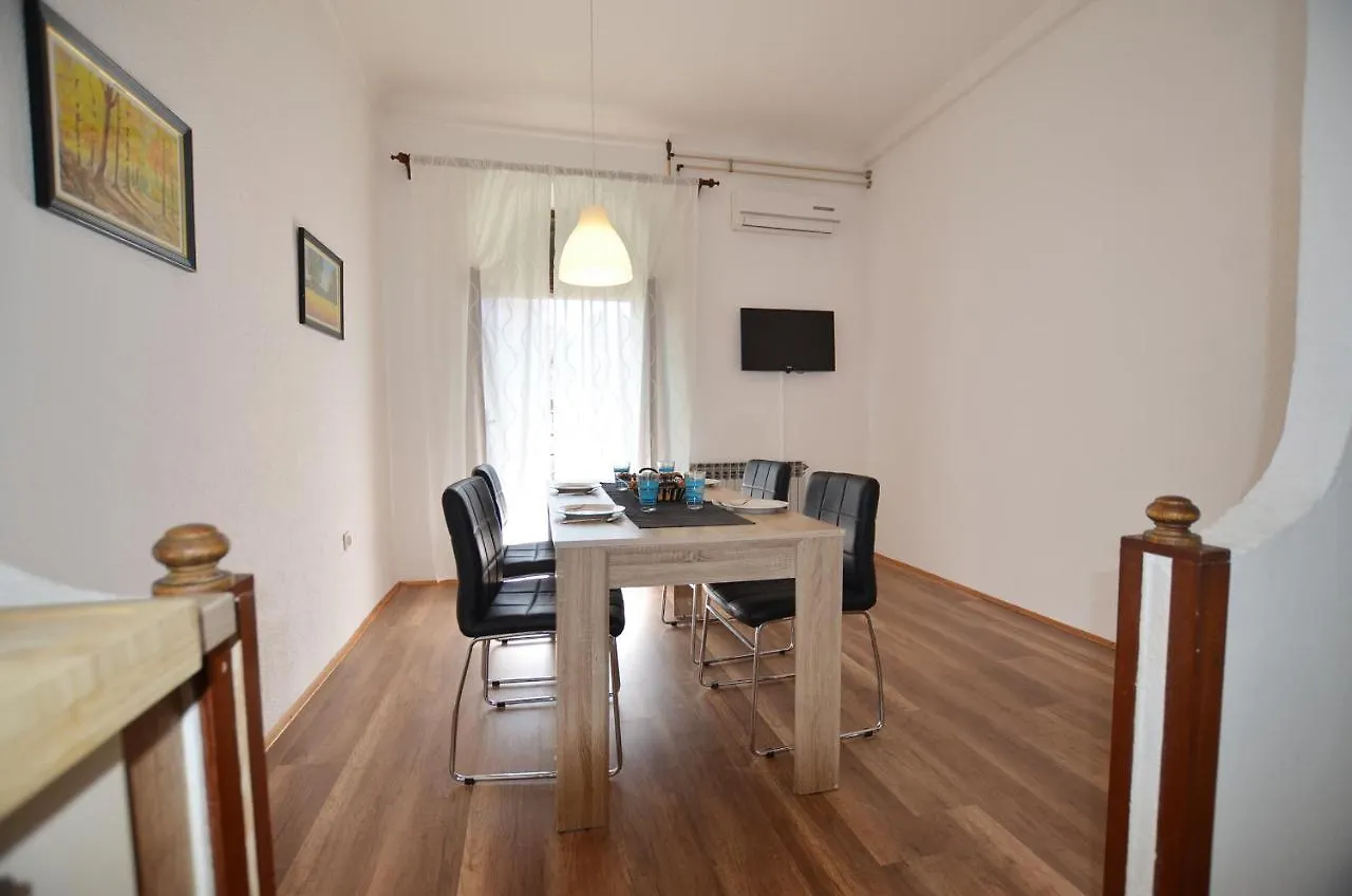 Old Town Yulia Apartments Rovinj