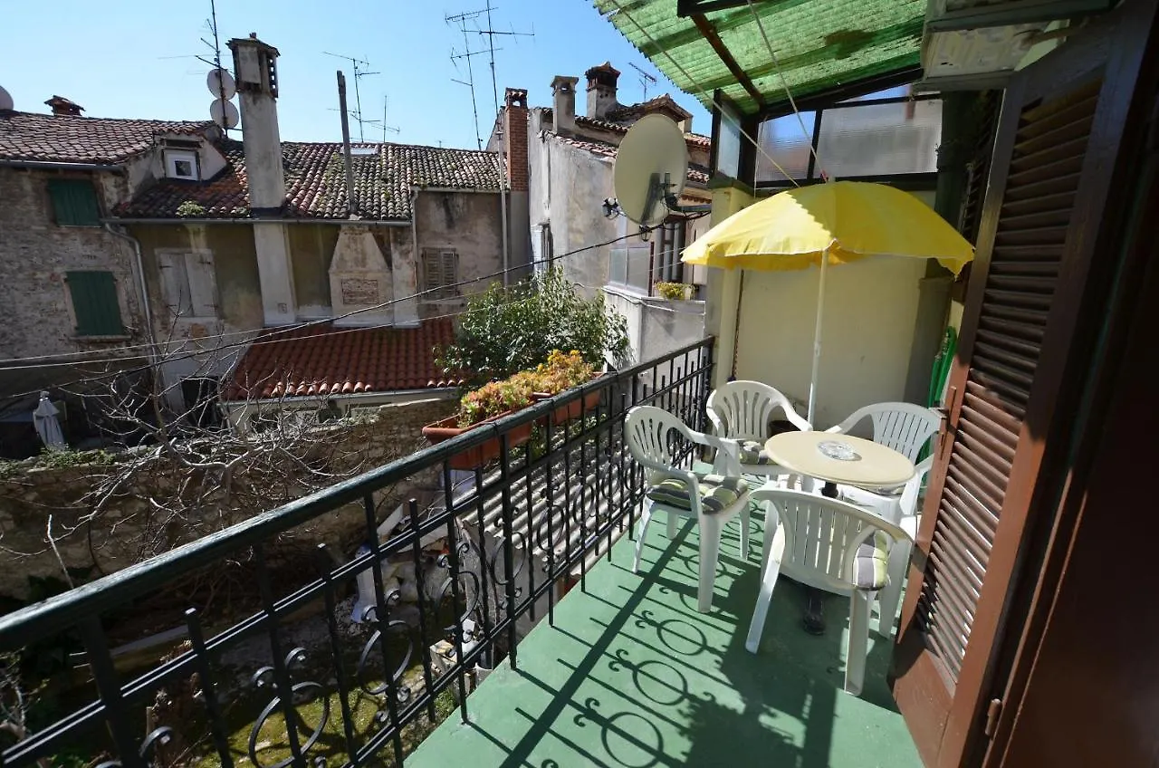 Old Town Yulia Apartments Rovinj